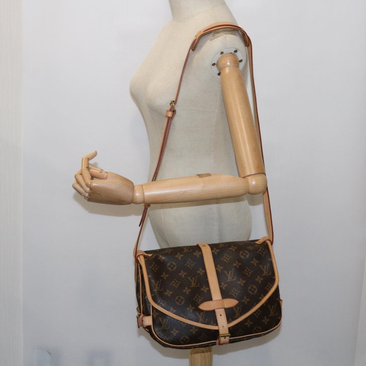 Louis Vuitton Saumur, Brown, Canvas, shoulder
