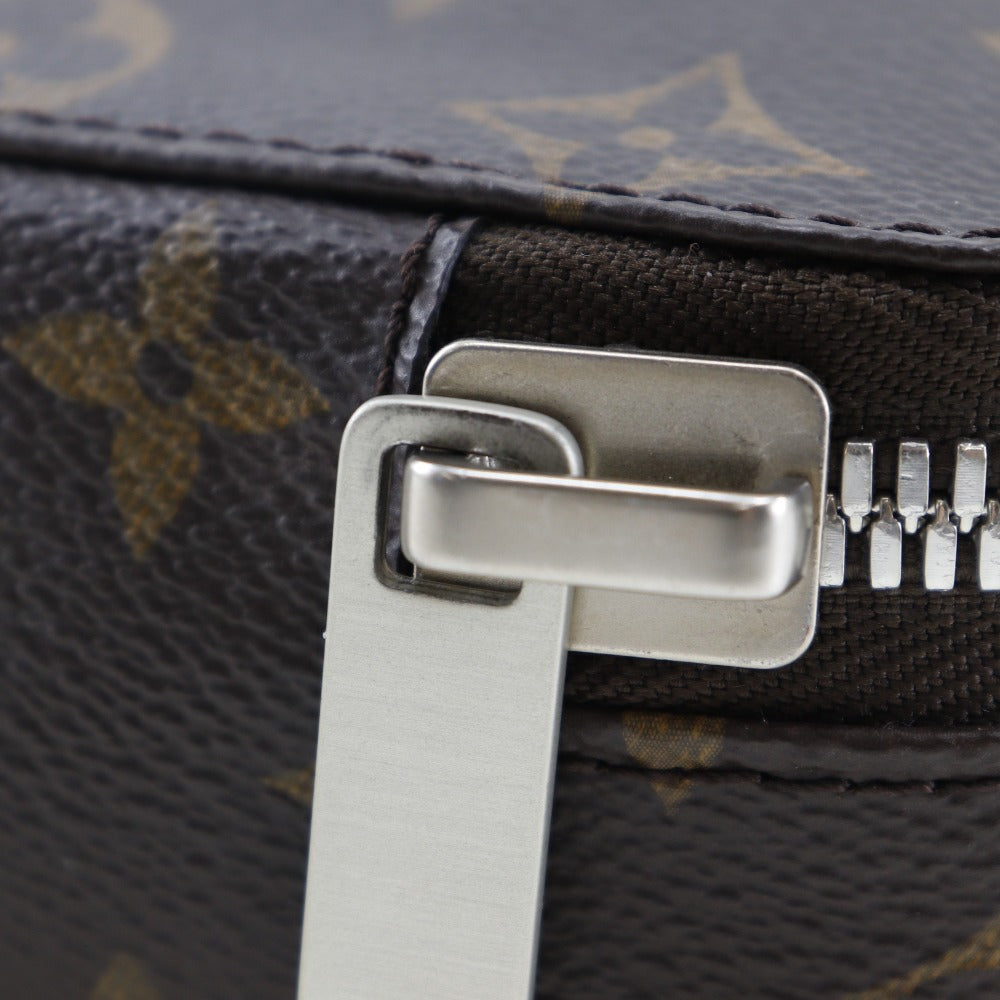 Louis Vuitton Horizon, Brown, Canvas, clutch