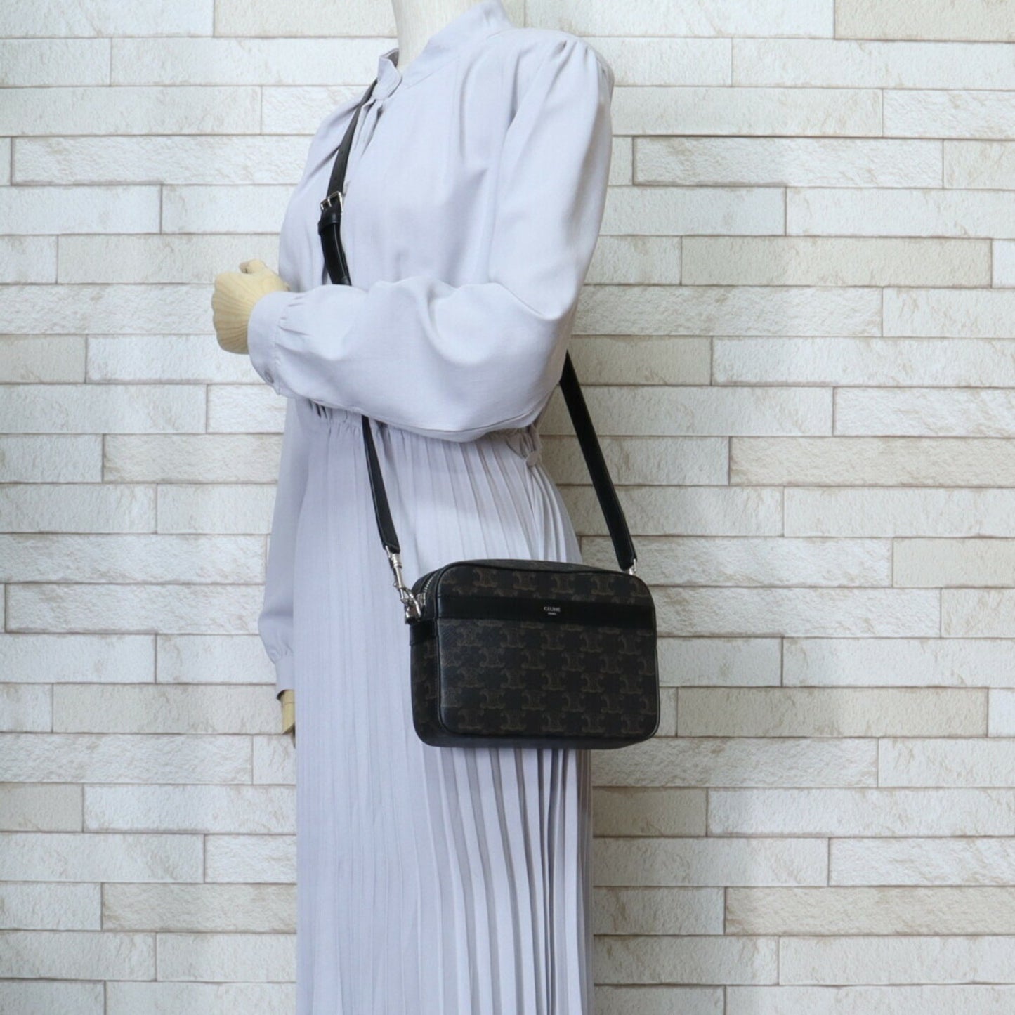 Céline Triomphe, Black, Canvas, shoulder