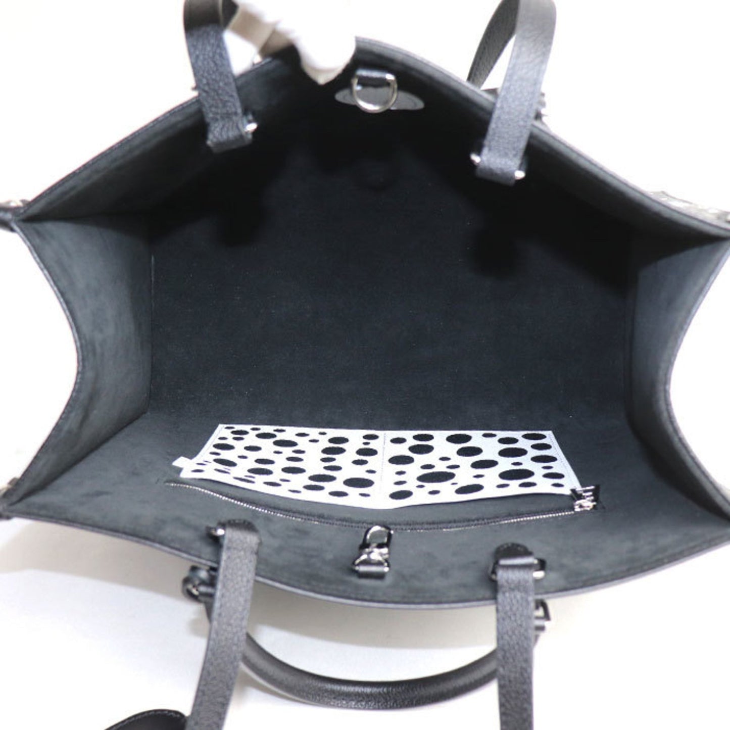 Louis Vuitton On The Go, Black, Leather, tote