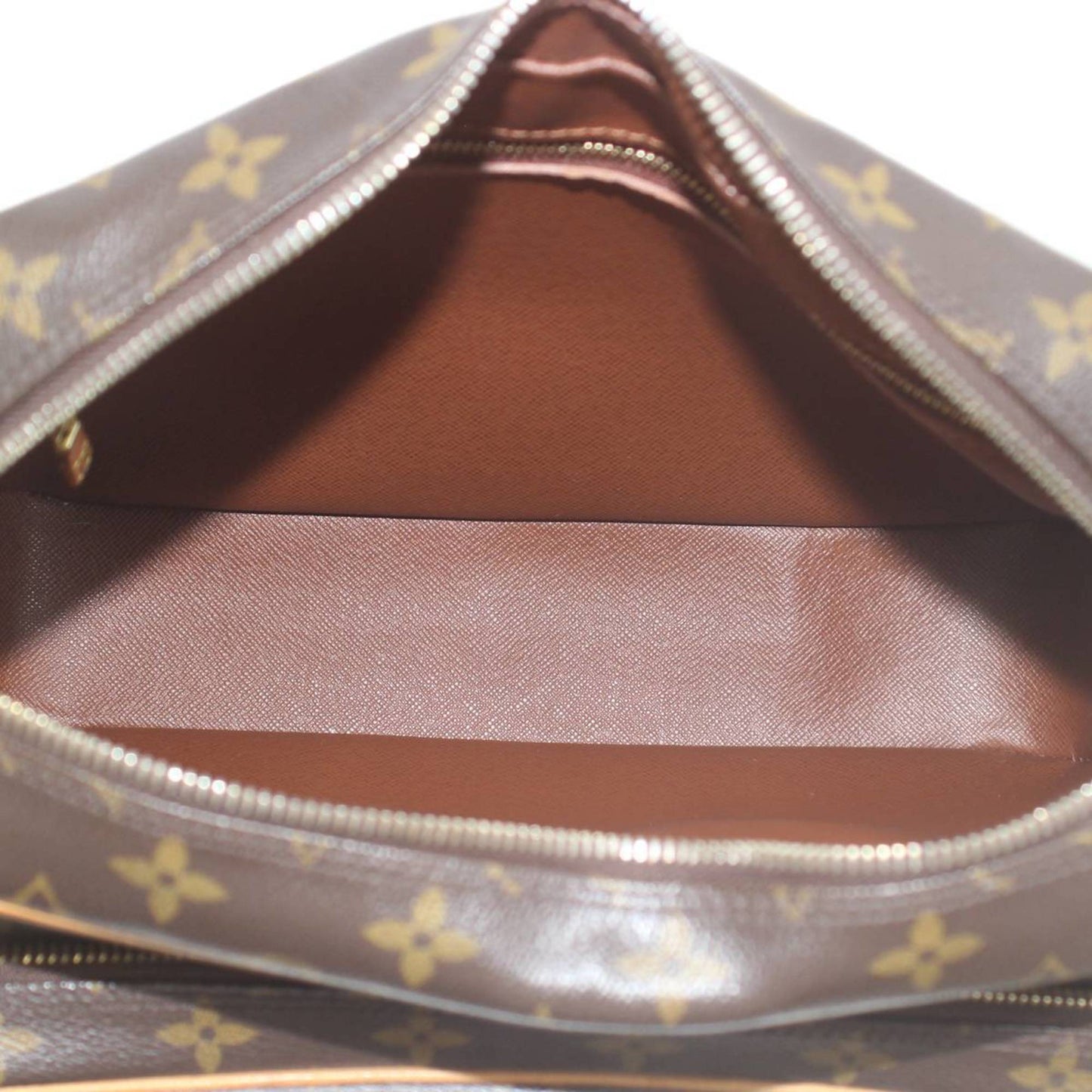 Louis Vuitton Nile, Brown, Canvas, shoulder