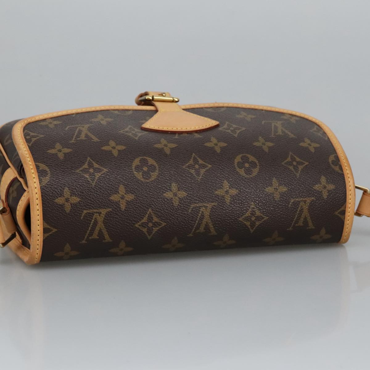 Louis Vuitton Sologne, Brown, Canvas, shoulder