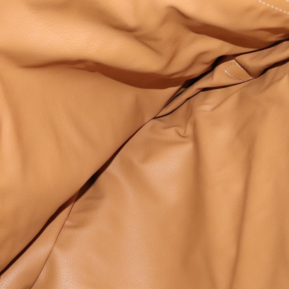 Céline Macadam, Brown, Canvas, travel