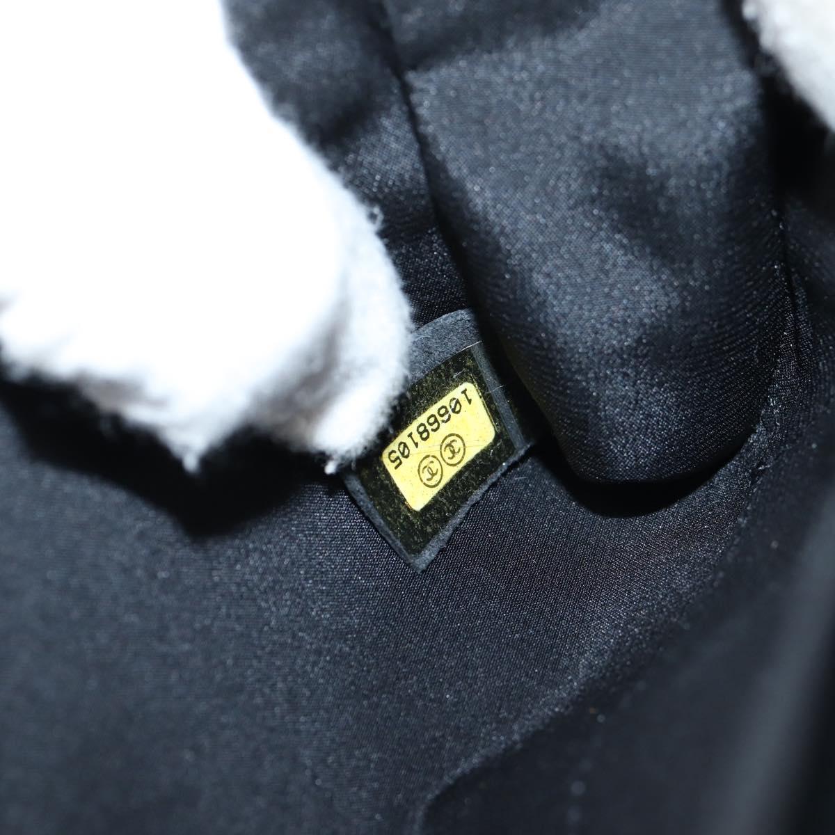 Chanel, Black, NYLON, shoulder