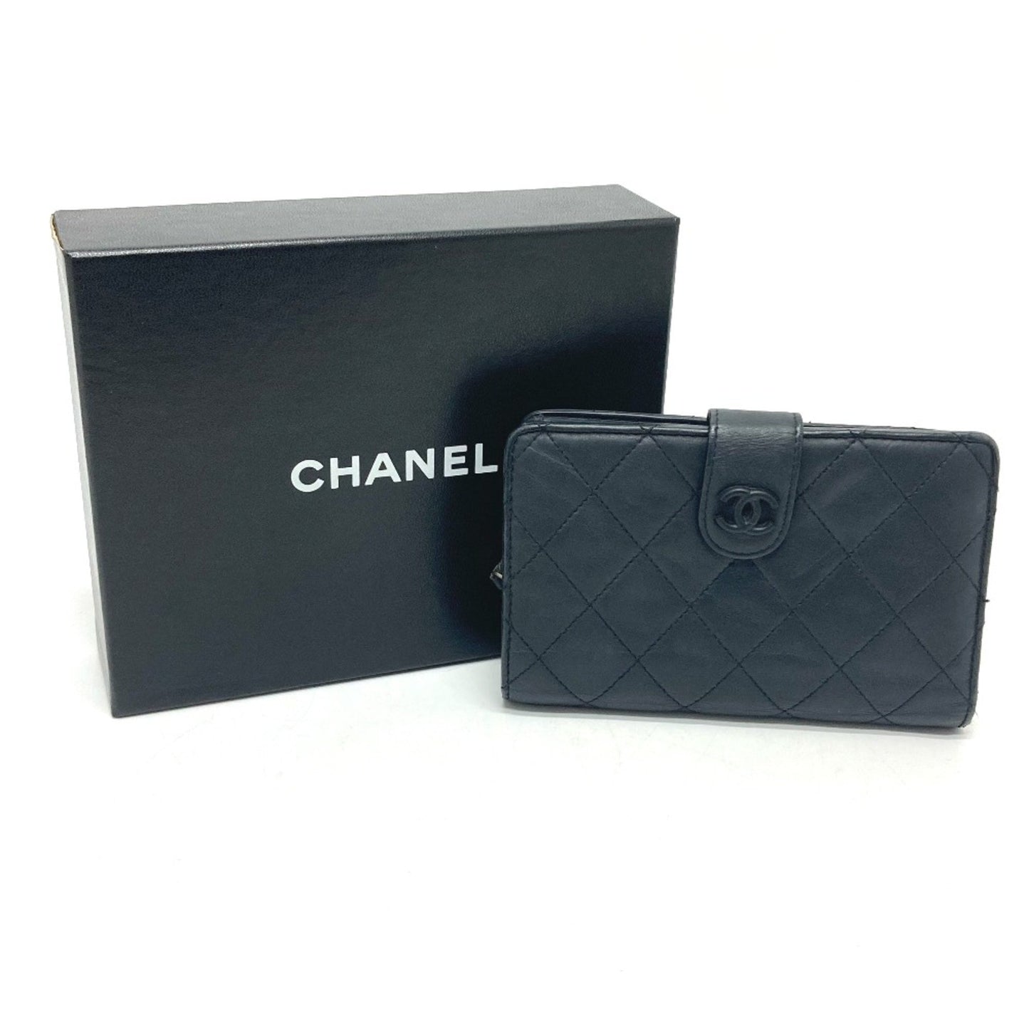 Chanel Matelassé, Black, Leather, wallet
