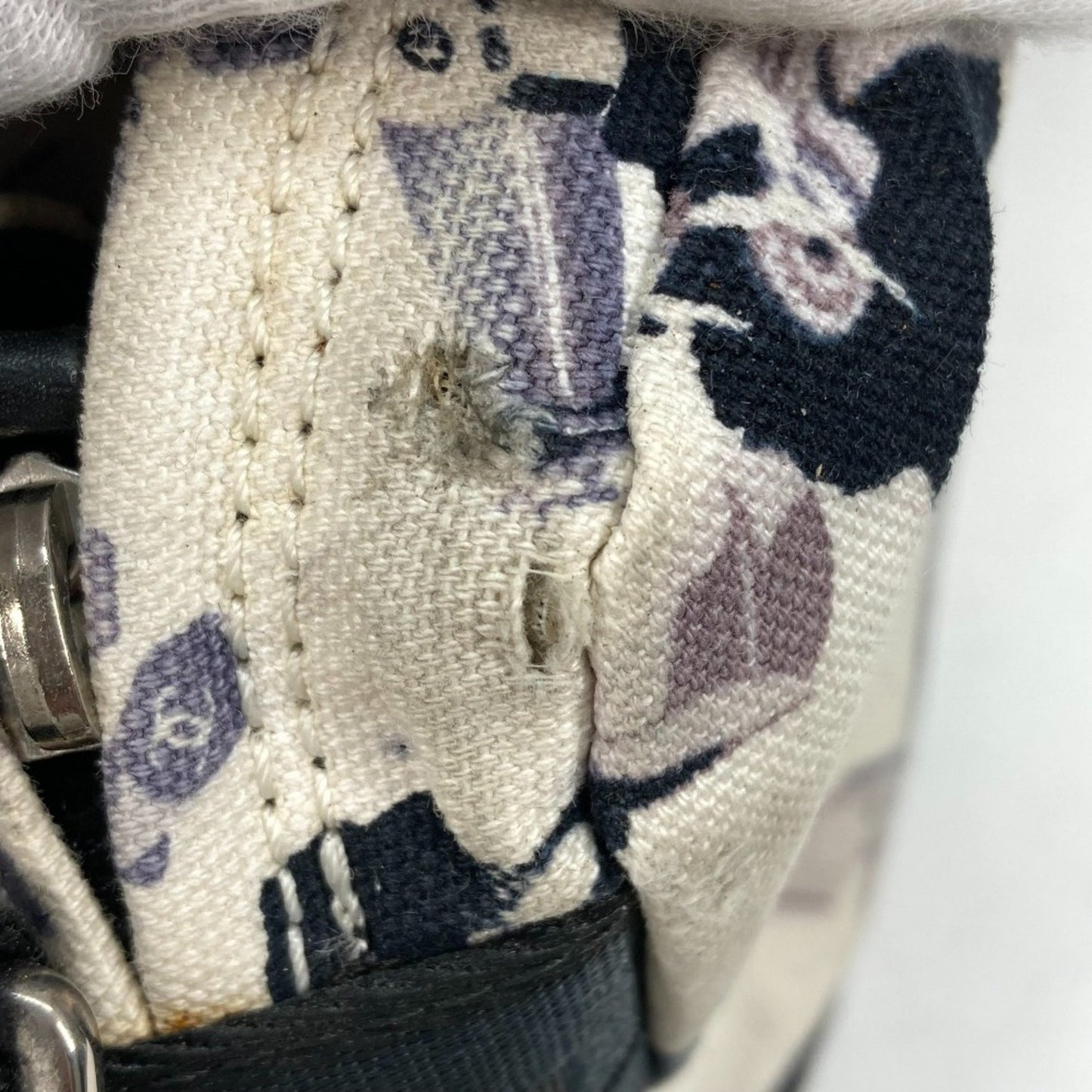 Chanel Shoulder bag, Multicolour, Canvas, shoulder