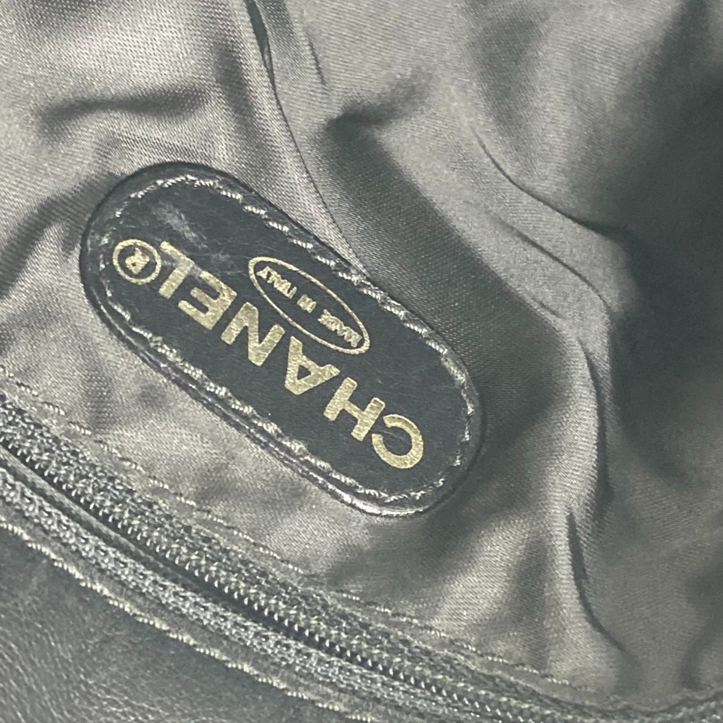 Chanel Logo CC, Black, Leather, shoulder