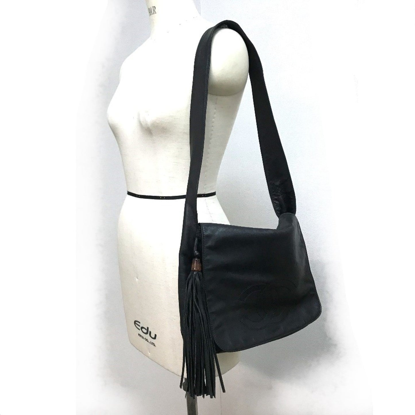 Chanel Logo CC, Black, Leather, shoulder