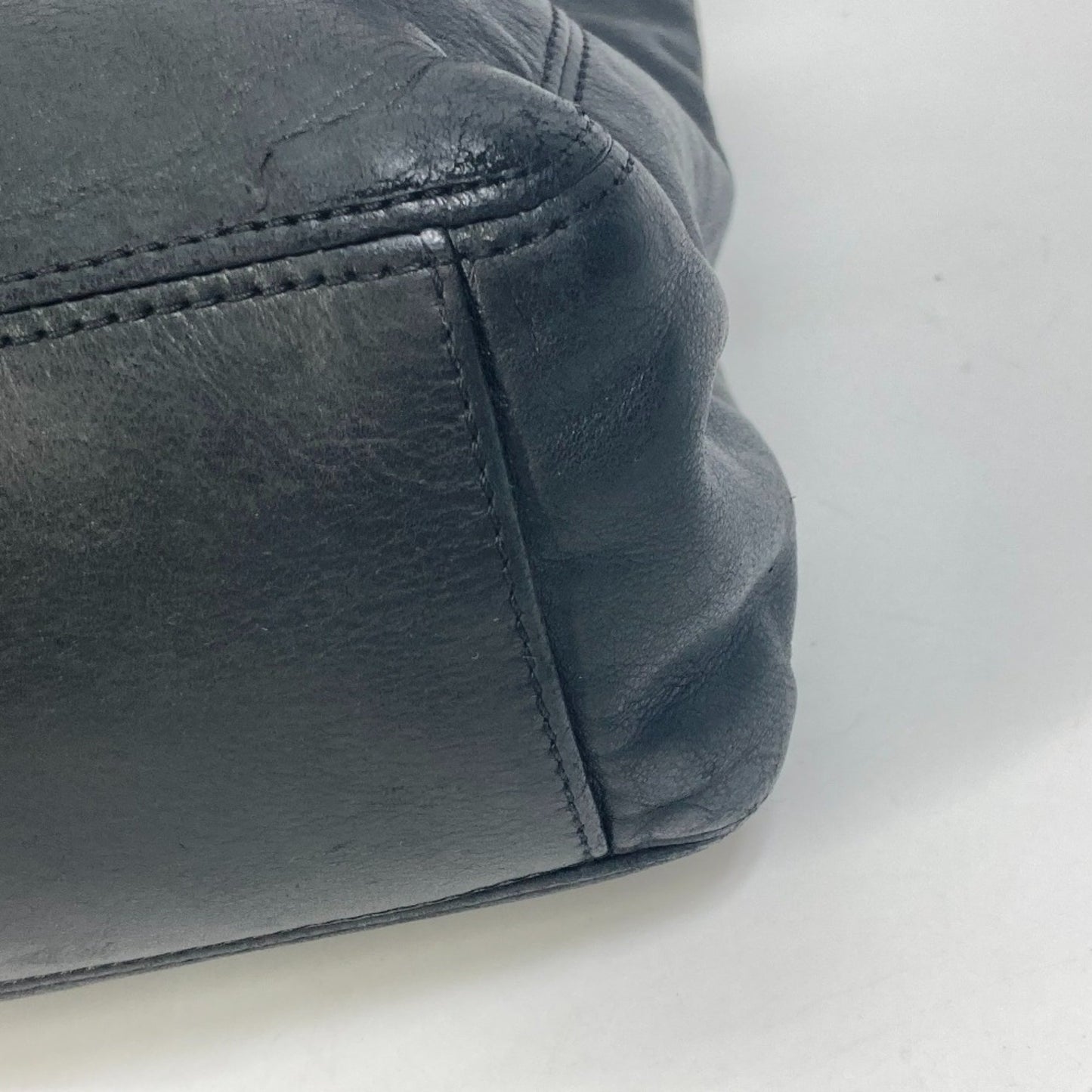 Chanel Logo CC, Black, Leather, shoulder