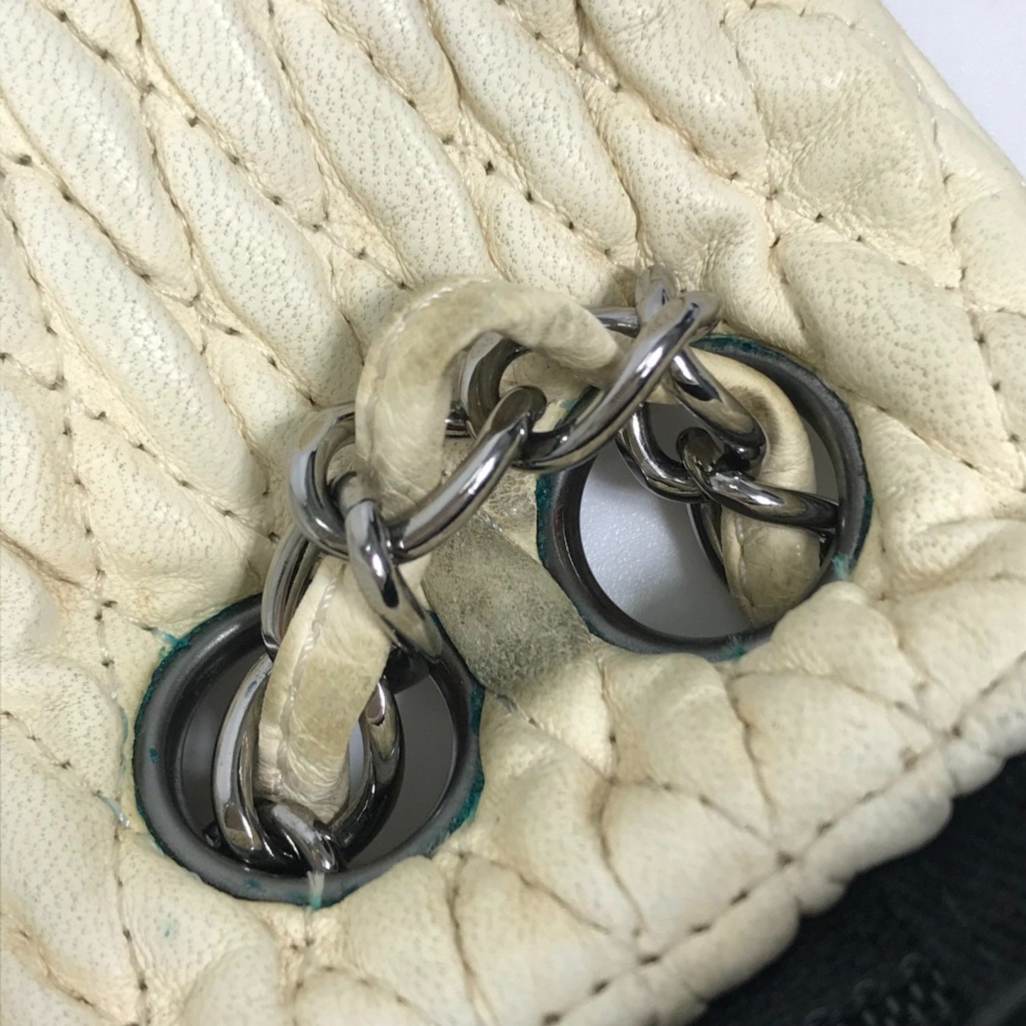 Chanel Timeless, White, Leather, shoulder