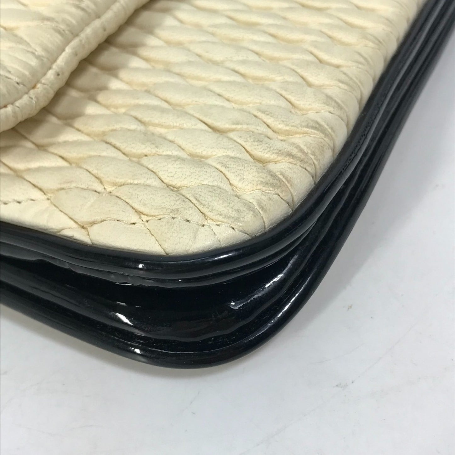 Chanel Timeless, White, Leather, shoulder