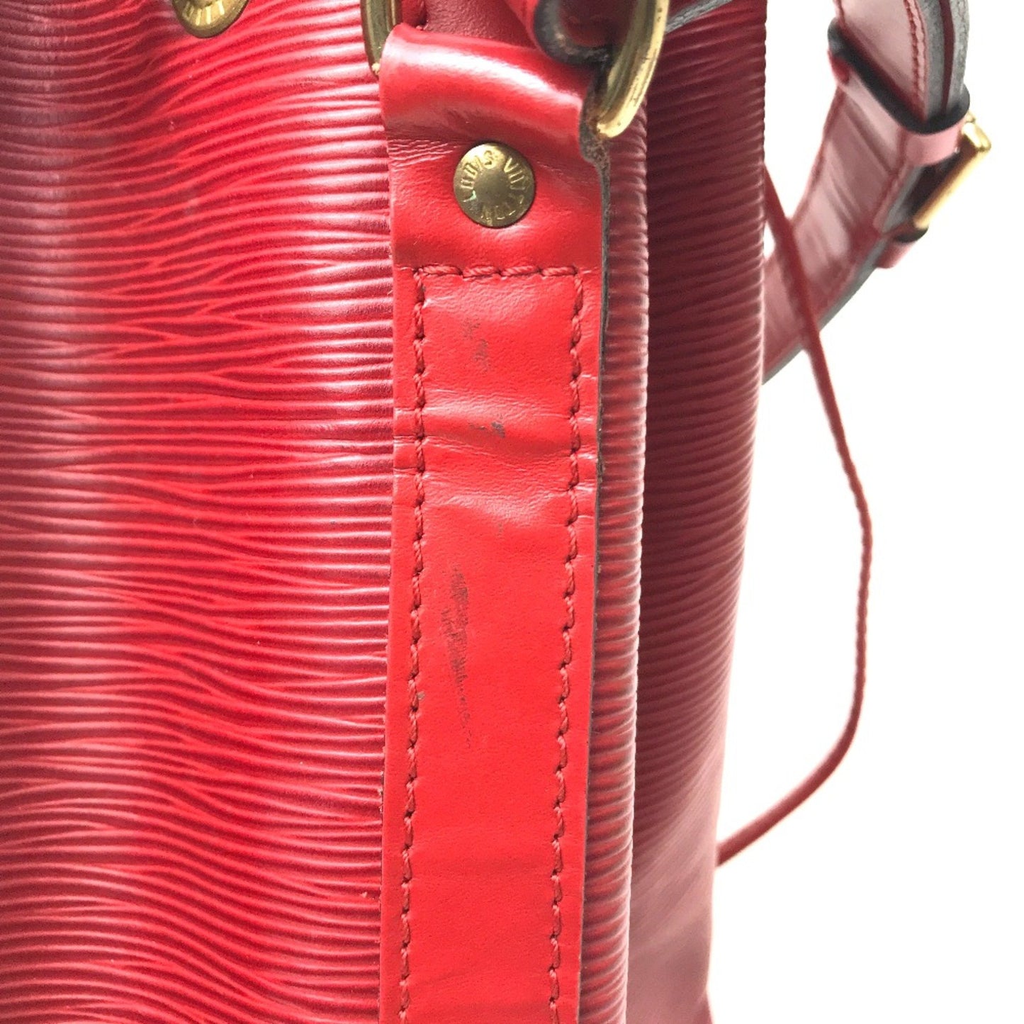 Louis Vuitton Noé PM, Red, Leather, shoulder