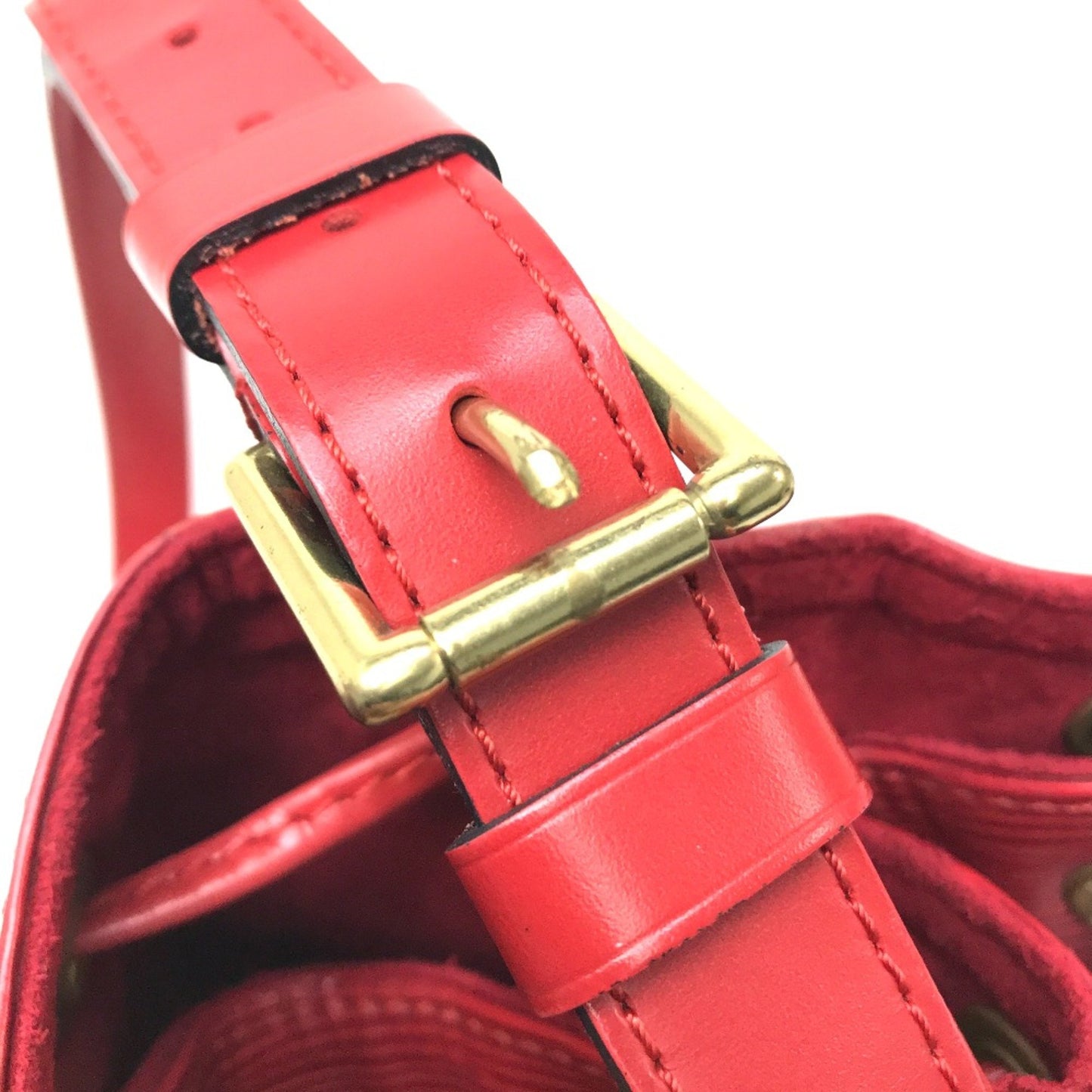 Louis Vuitton Noé PM, Red, Leather, shoulder
