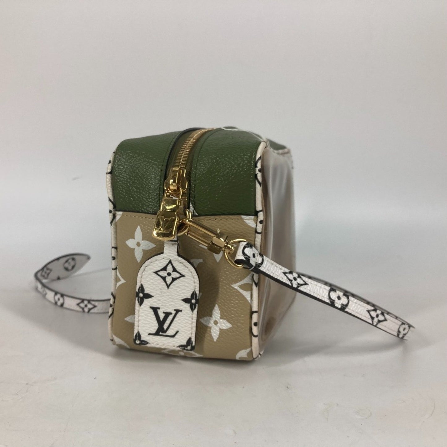 Louis Vuitton Beach Pouch, Beige, Canvas, shoulder