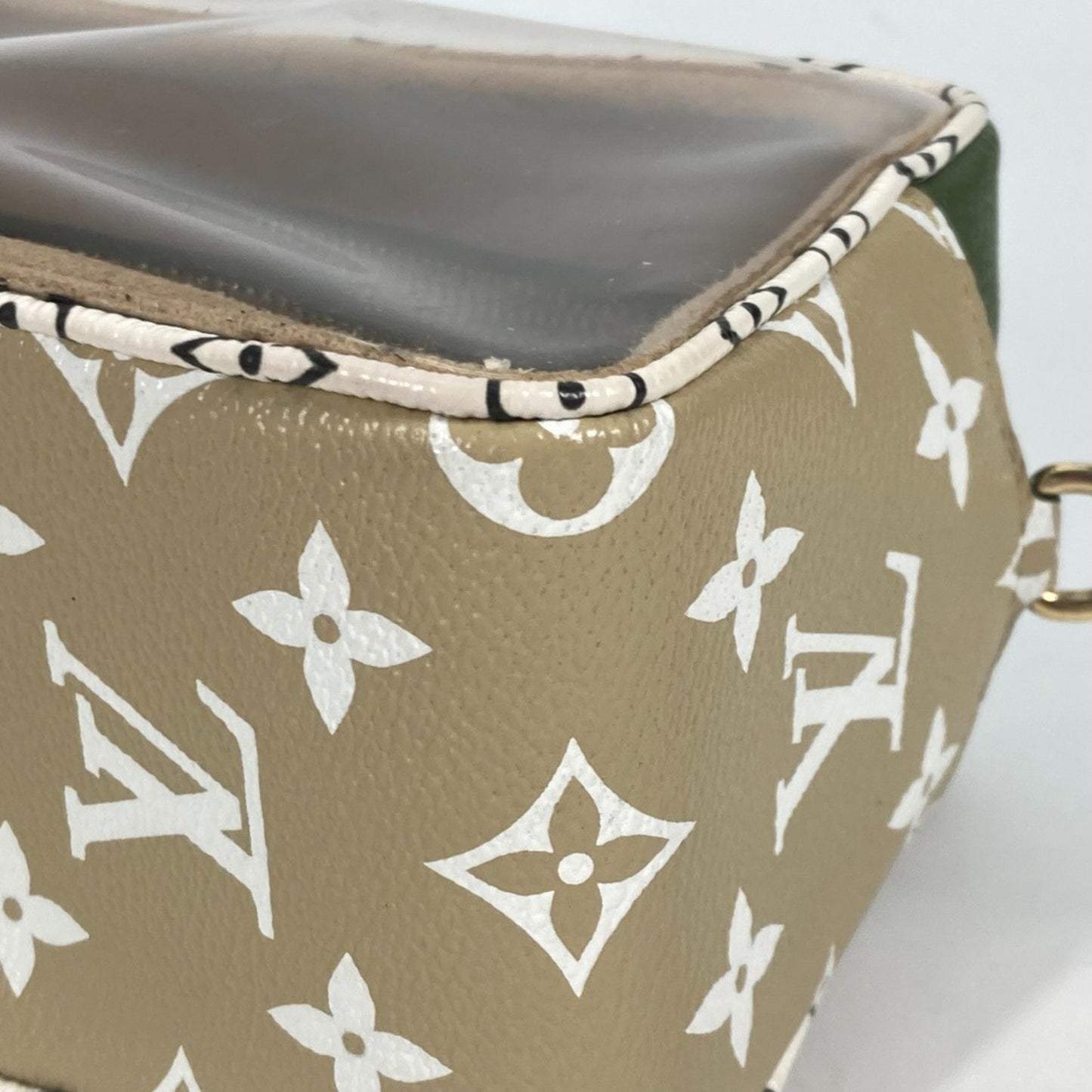 Louis Vuitton Beach Pouch, Beige, Canvas, shoulder