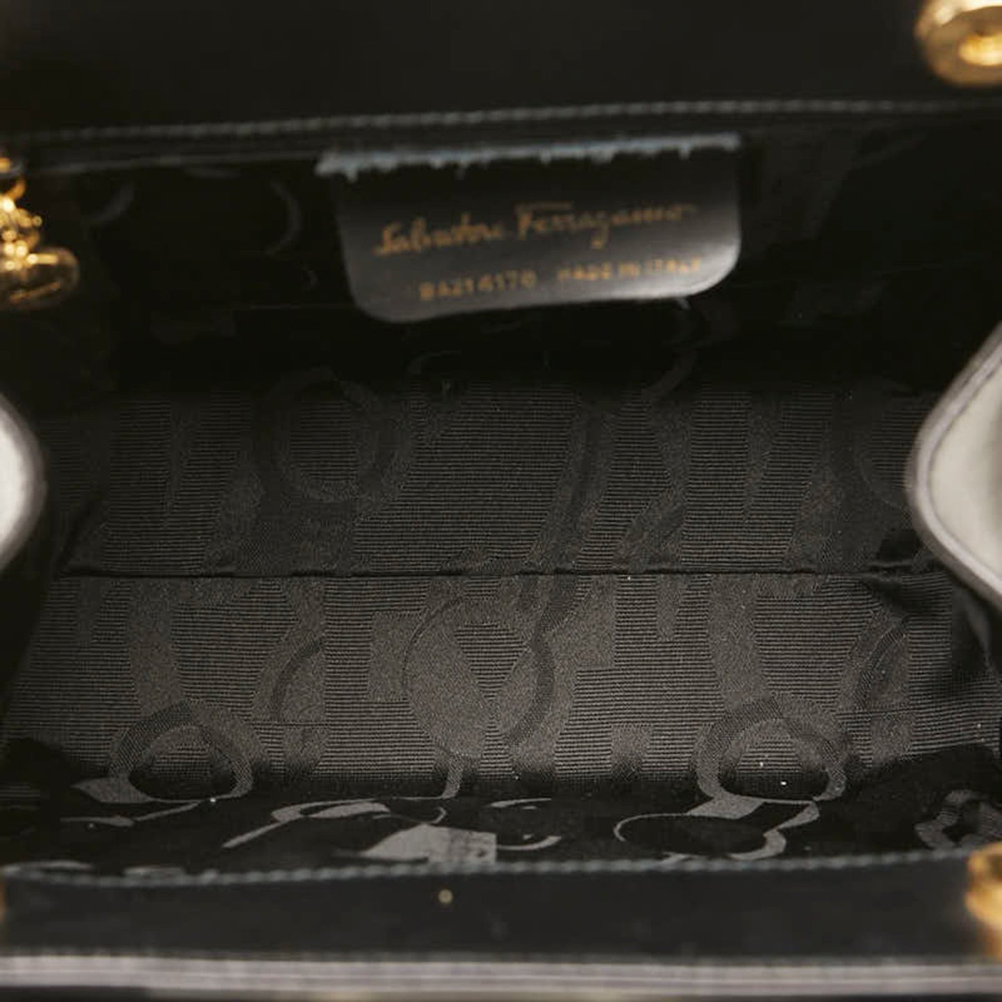 Salvatore Ferragamo Vara, Black, Leather, handbag