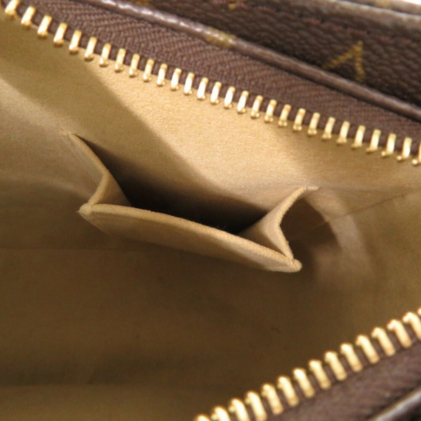 Louis Vuitton Looping MM, Brown, Canvas, shoulder