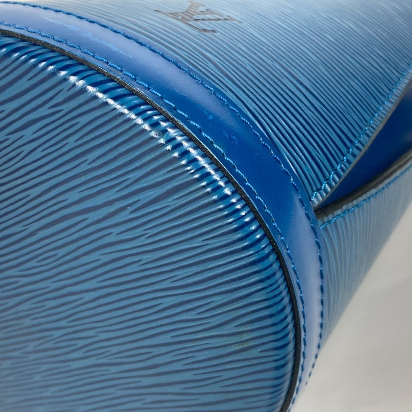 Louis Vuitton Cluny, Blue, Leather, shoulder