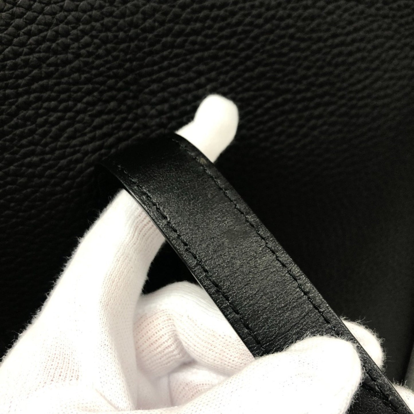 Louis Vuitton Christopher, Black, Leather, tote