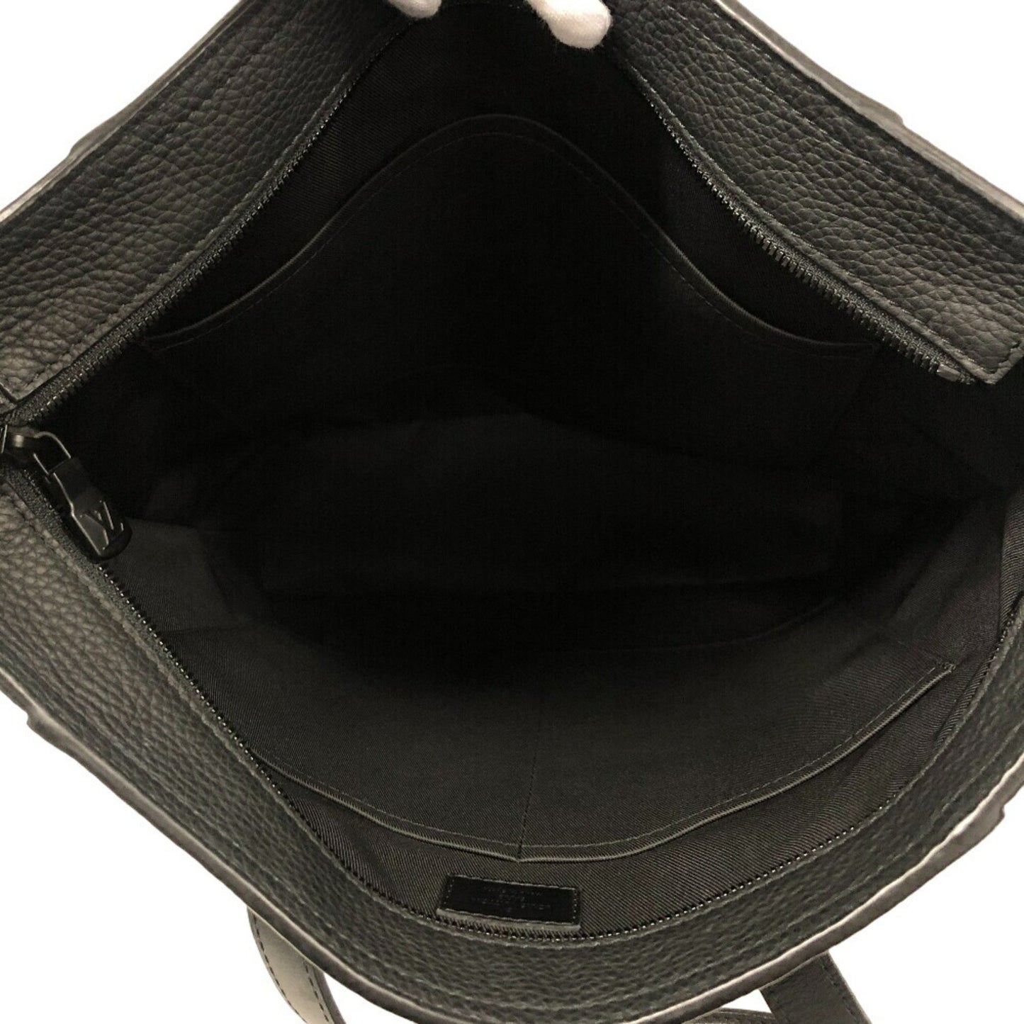 Louis Vuitton Christopher, Black, Leather, tote