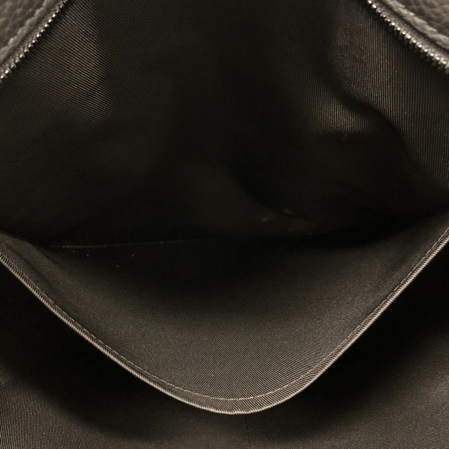 Louis Vuitton Christopher, Black, Leather, tote