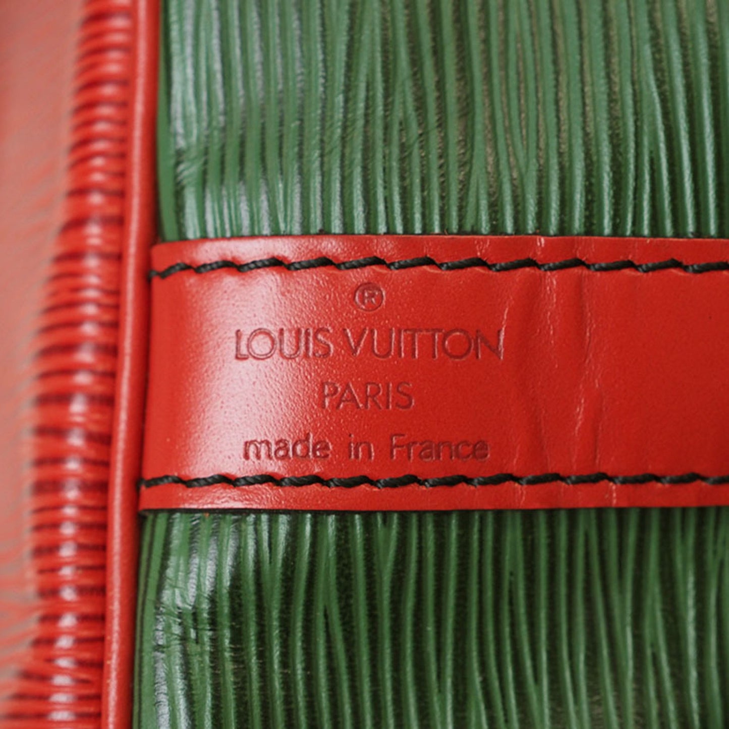 Louis Vuitton Petit Noé, Green, Leather, shoulder