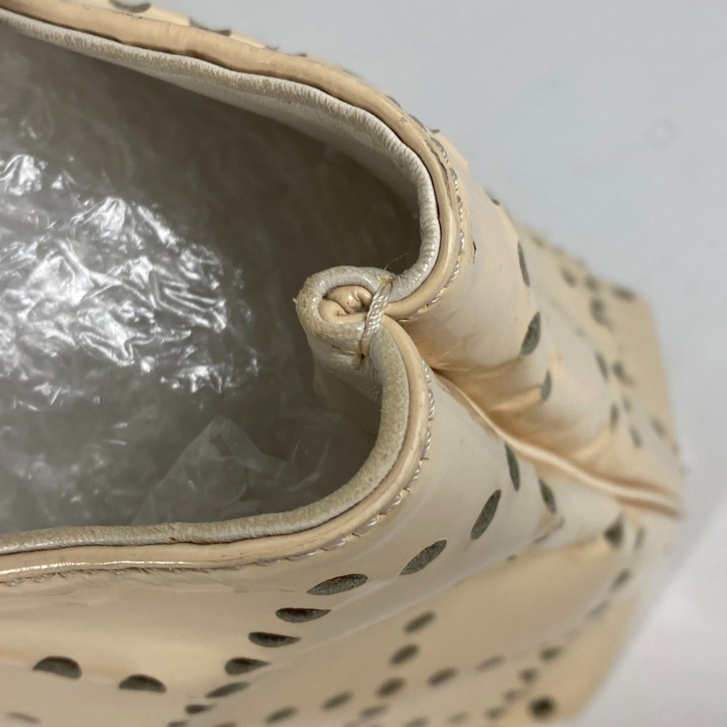 Chanel Logo CC, Ecru, Leather, tote