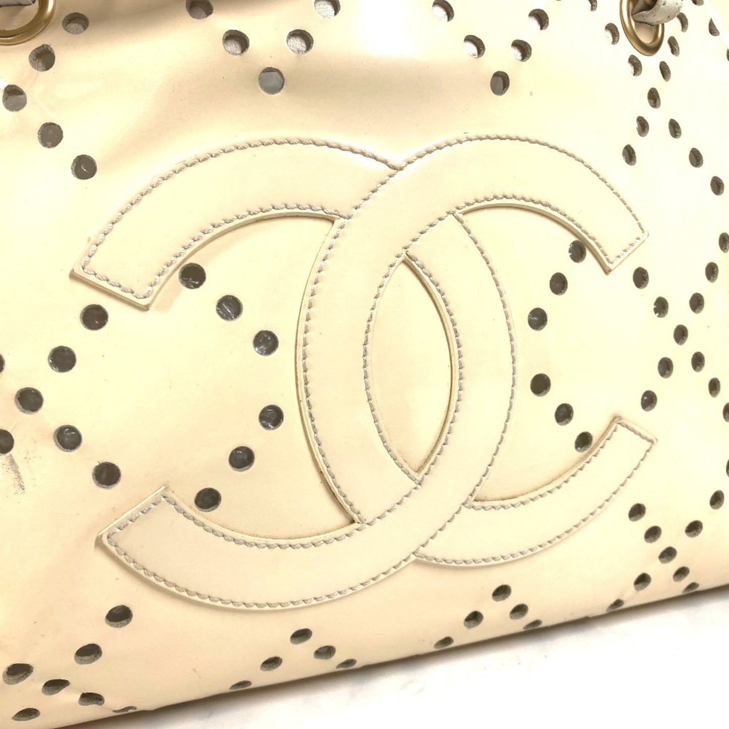 Chanel Logo CC, Ecru, Leather, tote