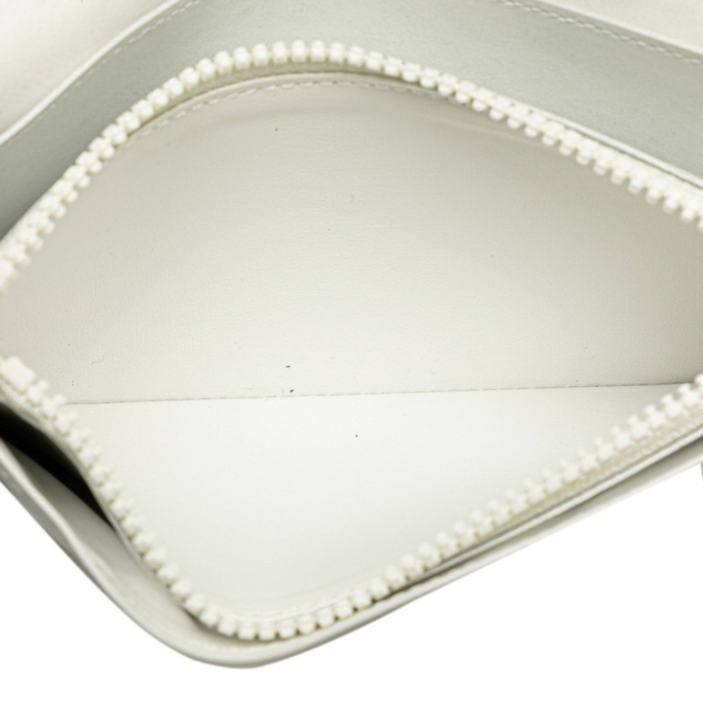 Louis Vuitton Brazza, White, Leather, wallet
