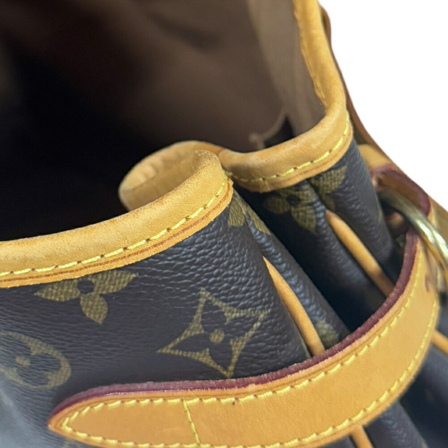 Louis Vuitton Batignolles Horizontal, Brown, Canvas, shoulder