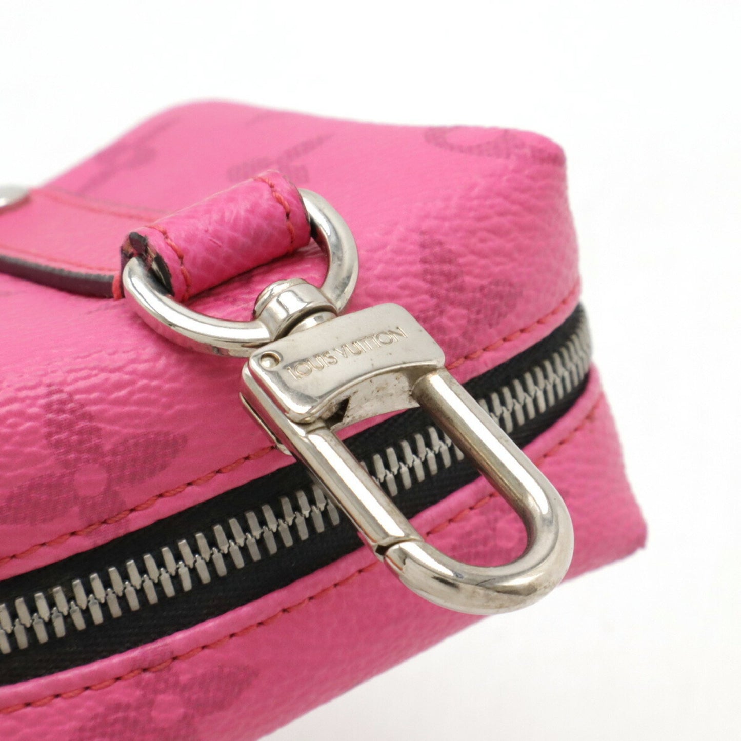 Louis Vuitton Porte clés, Pink, Leather, clutch