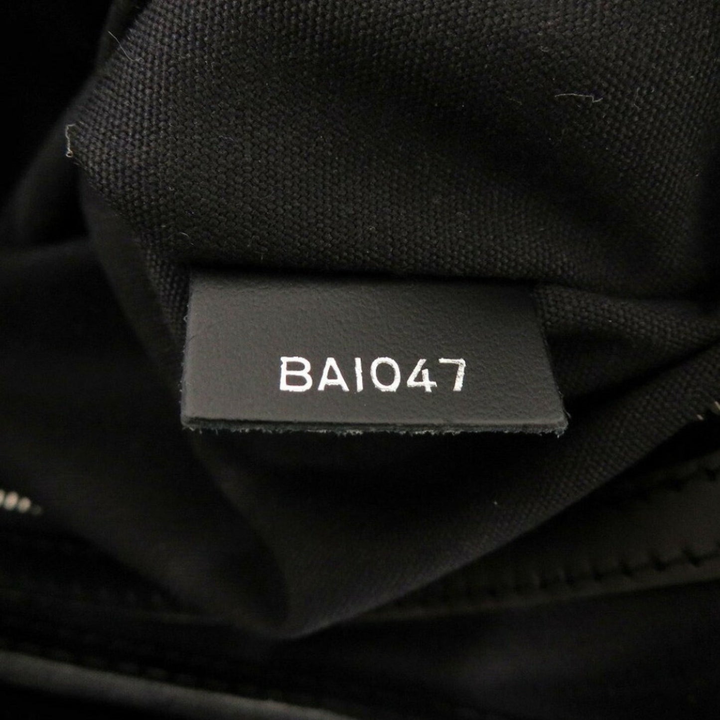 Louis Vuitton Montaigne, Black, Leather, handbag