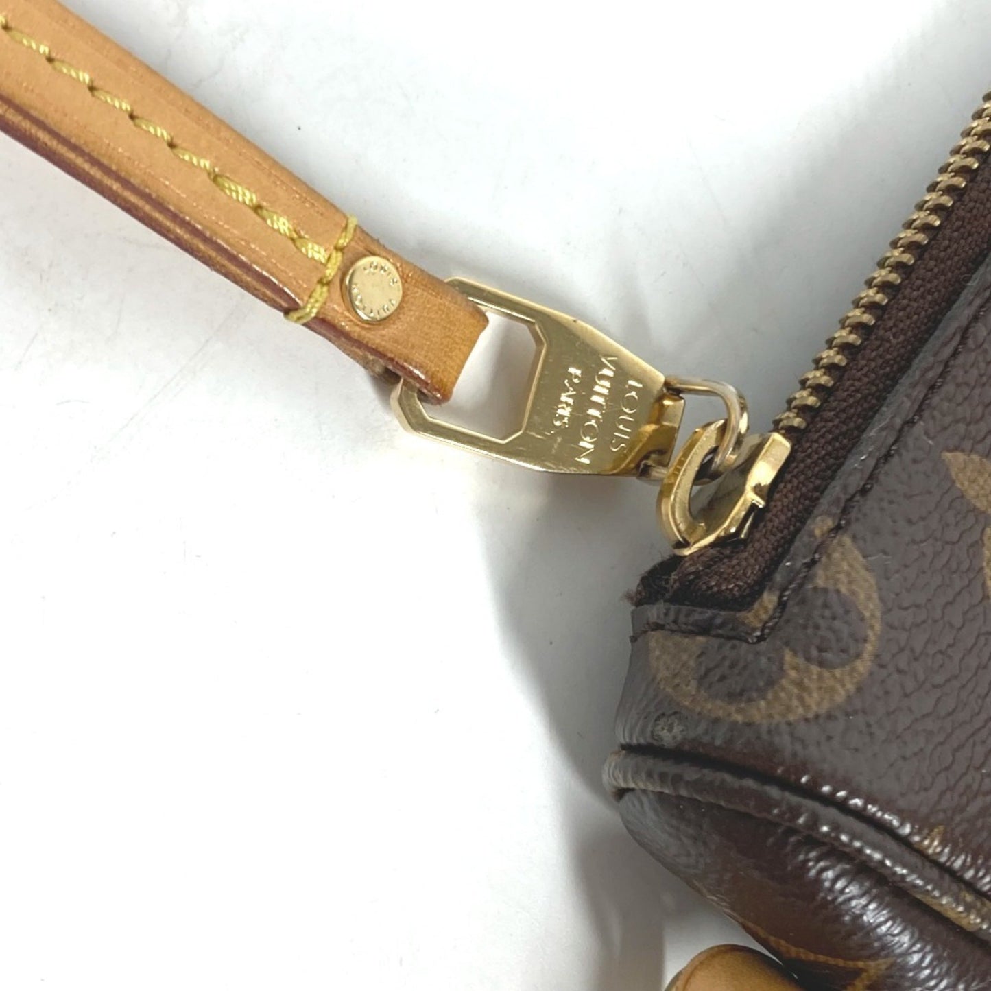 Louis Vuitton Mabillon, Brown, Canvas, shoulder