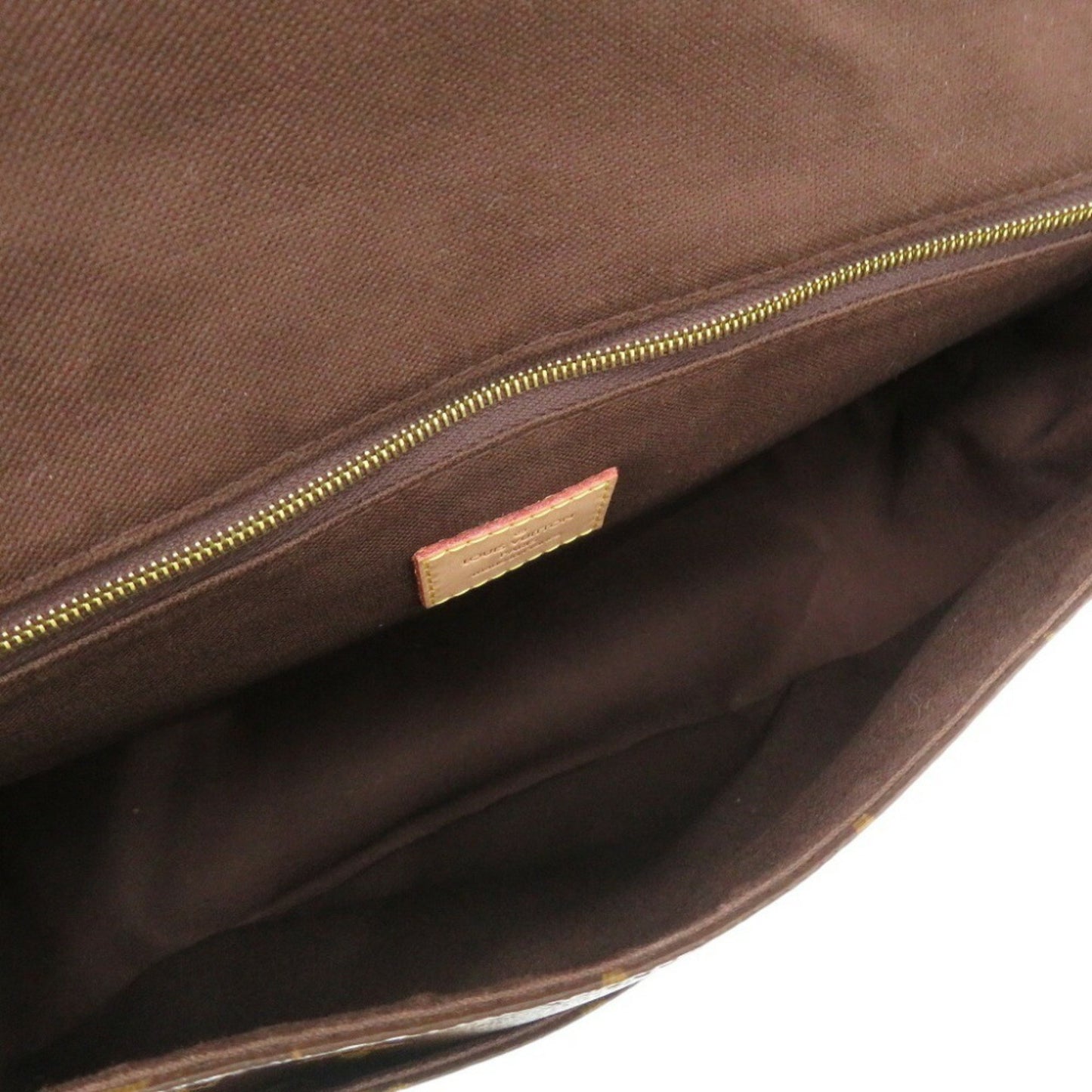 Louis Vuitton Menilmontant, Brown, Canvas, shoulder