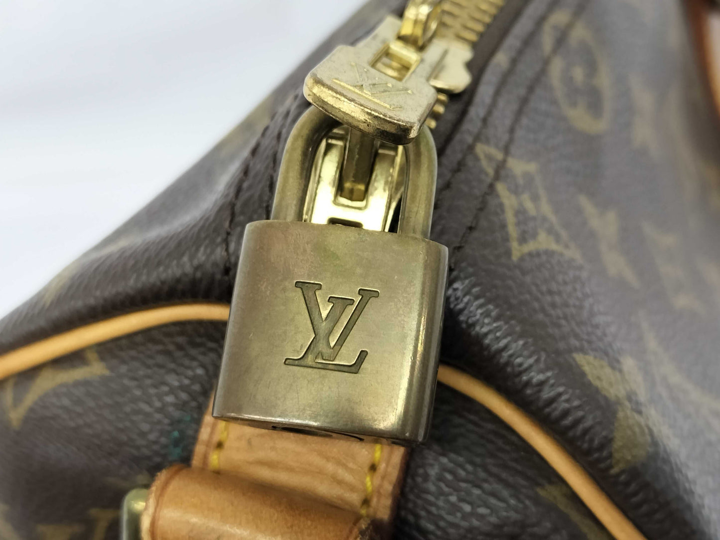 Louis Vuitton Keepall Bandouliere Bag Monogram Canvas, BROWN, CANVAS, Travel bag