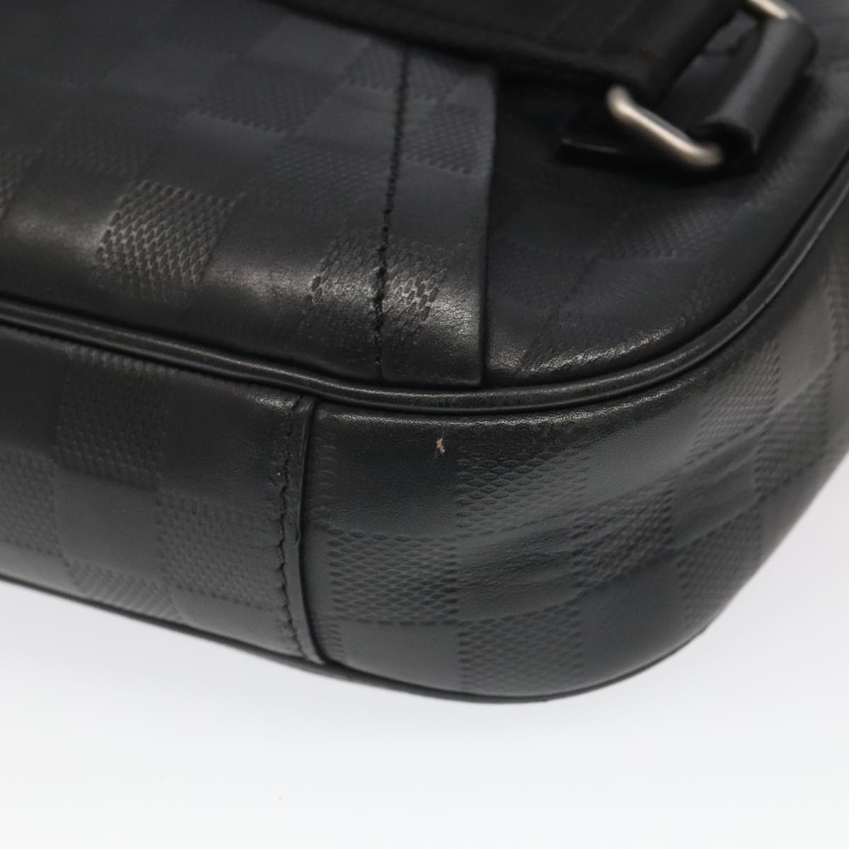 Louis Vuitton Ambler, Black, Leather, shoulder