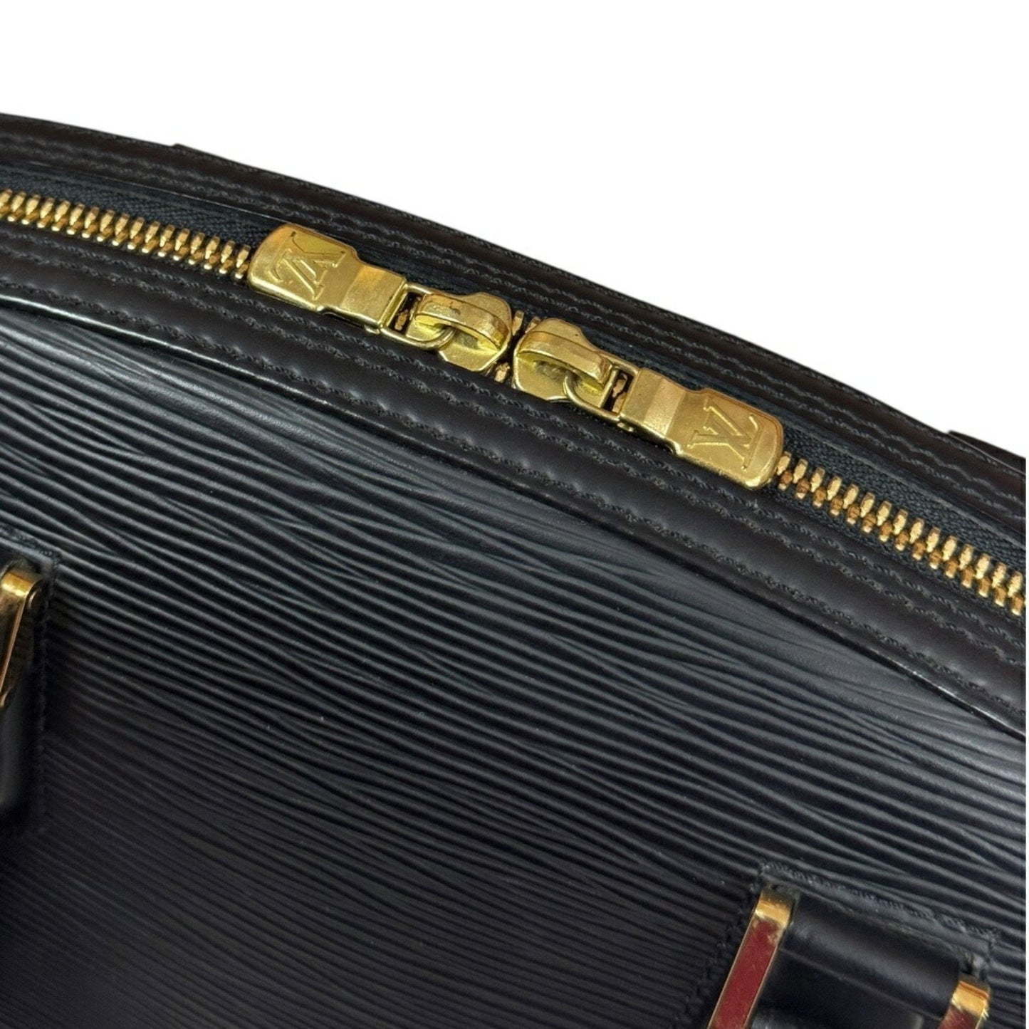 Louis Vuitton Jasmine, Black, Leather, handbag