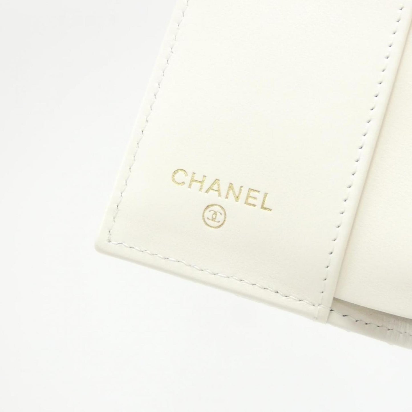 Chanel Timeless/classique, White, Leather, wallet