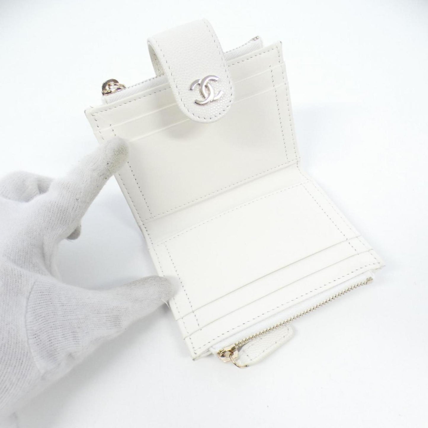 Chanel Timeless/classique, White, Leather, wallet
