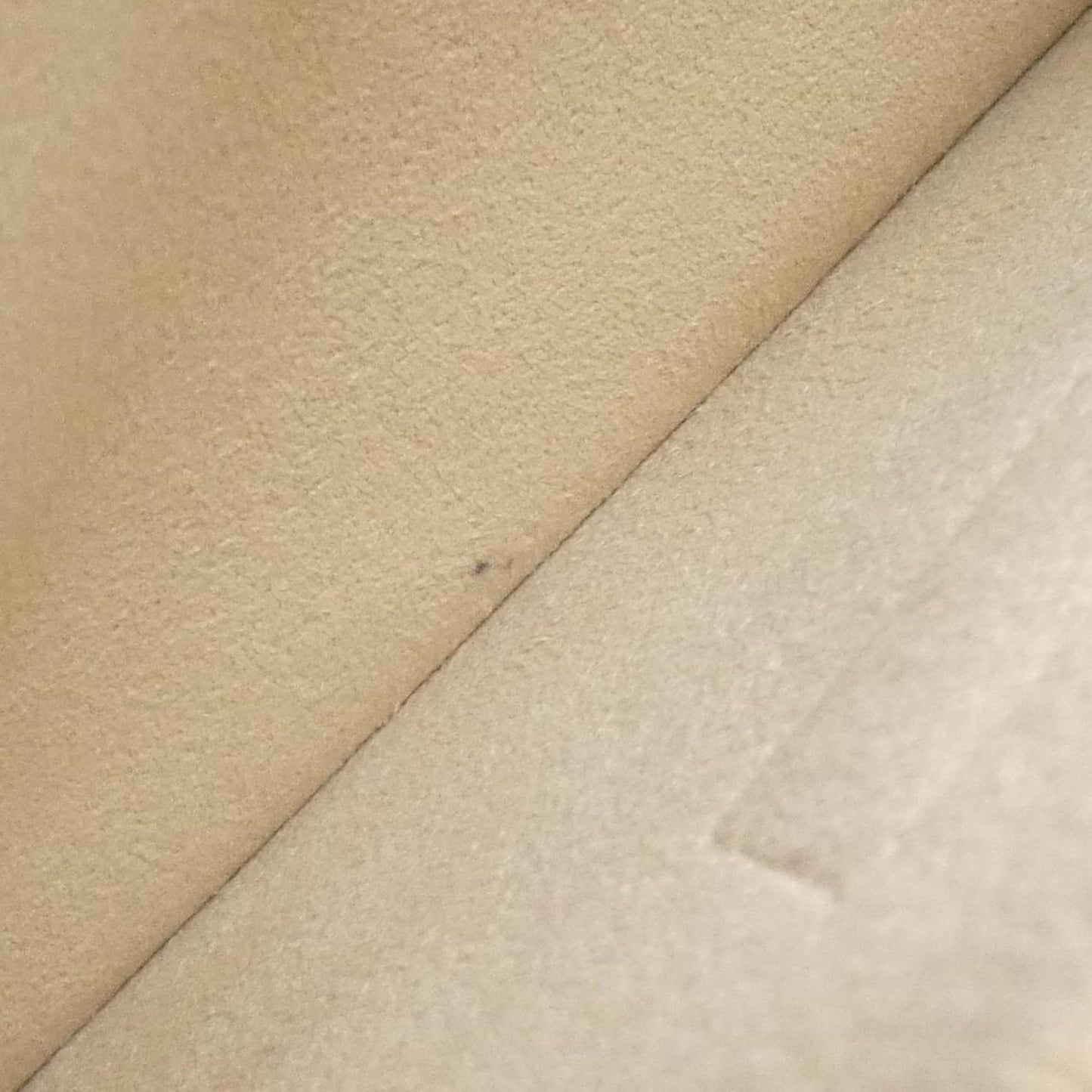 Louis Vuitton Trapèze, Camel, Canvas, handbag