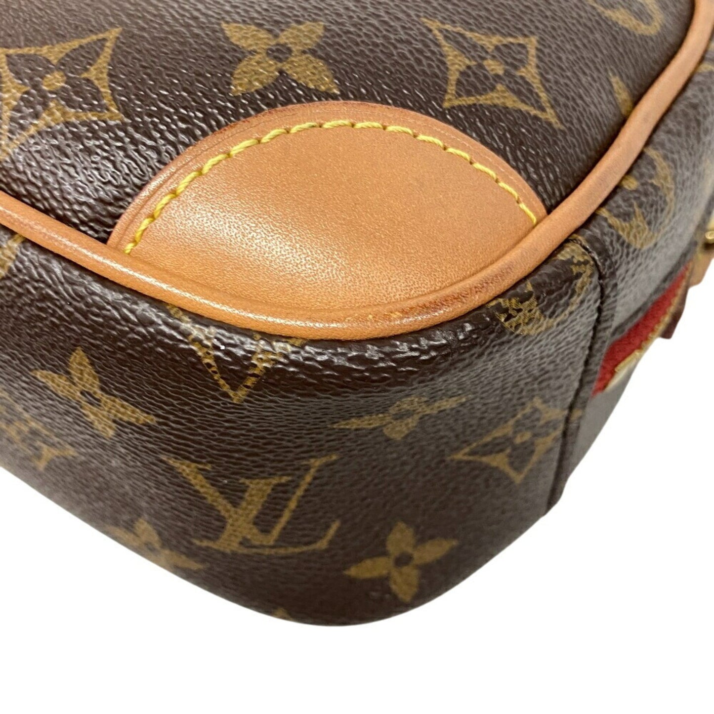 Louis Vuitton Deauville, Brown, Canvas, shoulder
