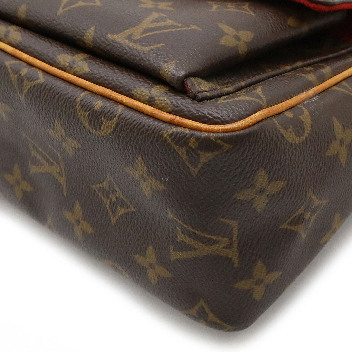 Louis Vuitton Viva Cité, Brown, Canvas, shoulder