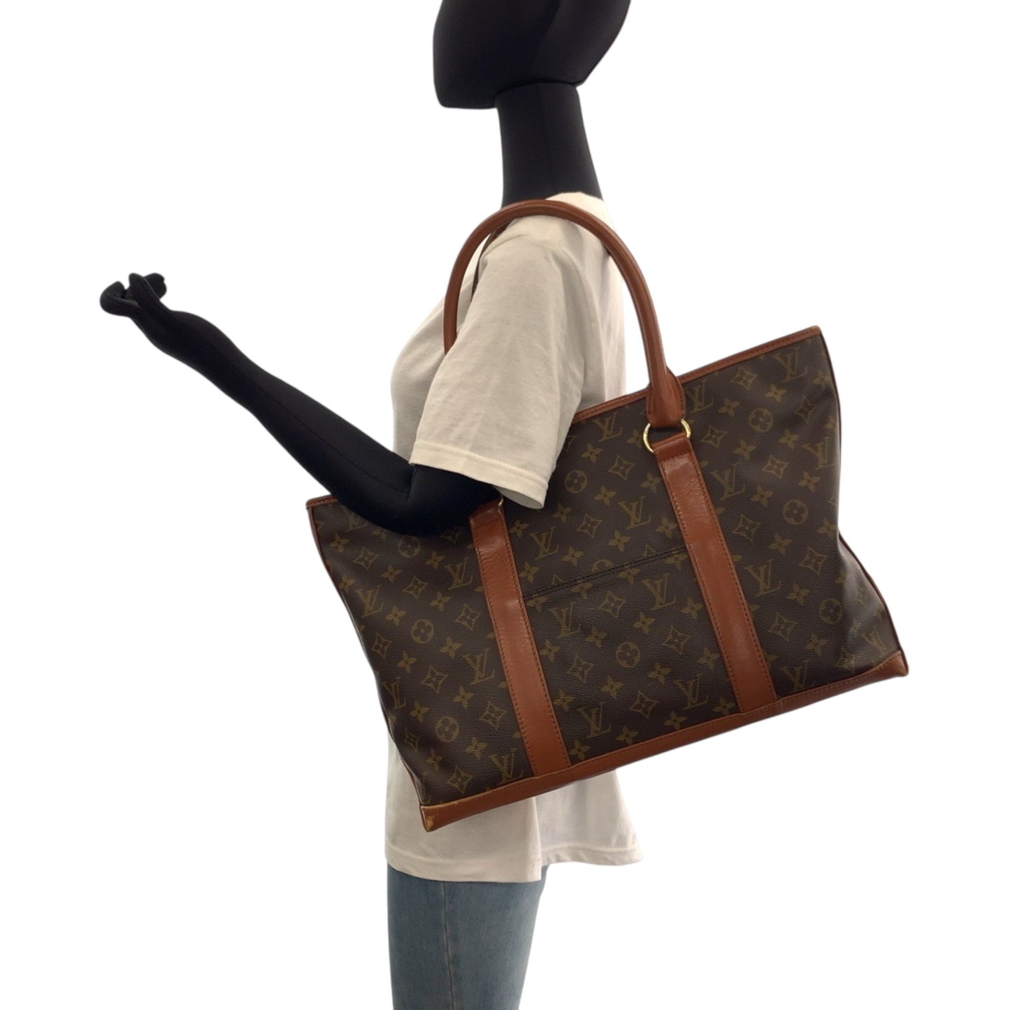 Louis Vuitton Sac Weekend, Brown, Canvas, shoulder