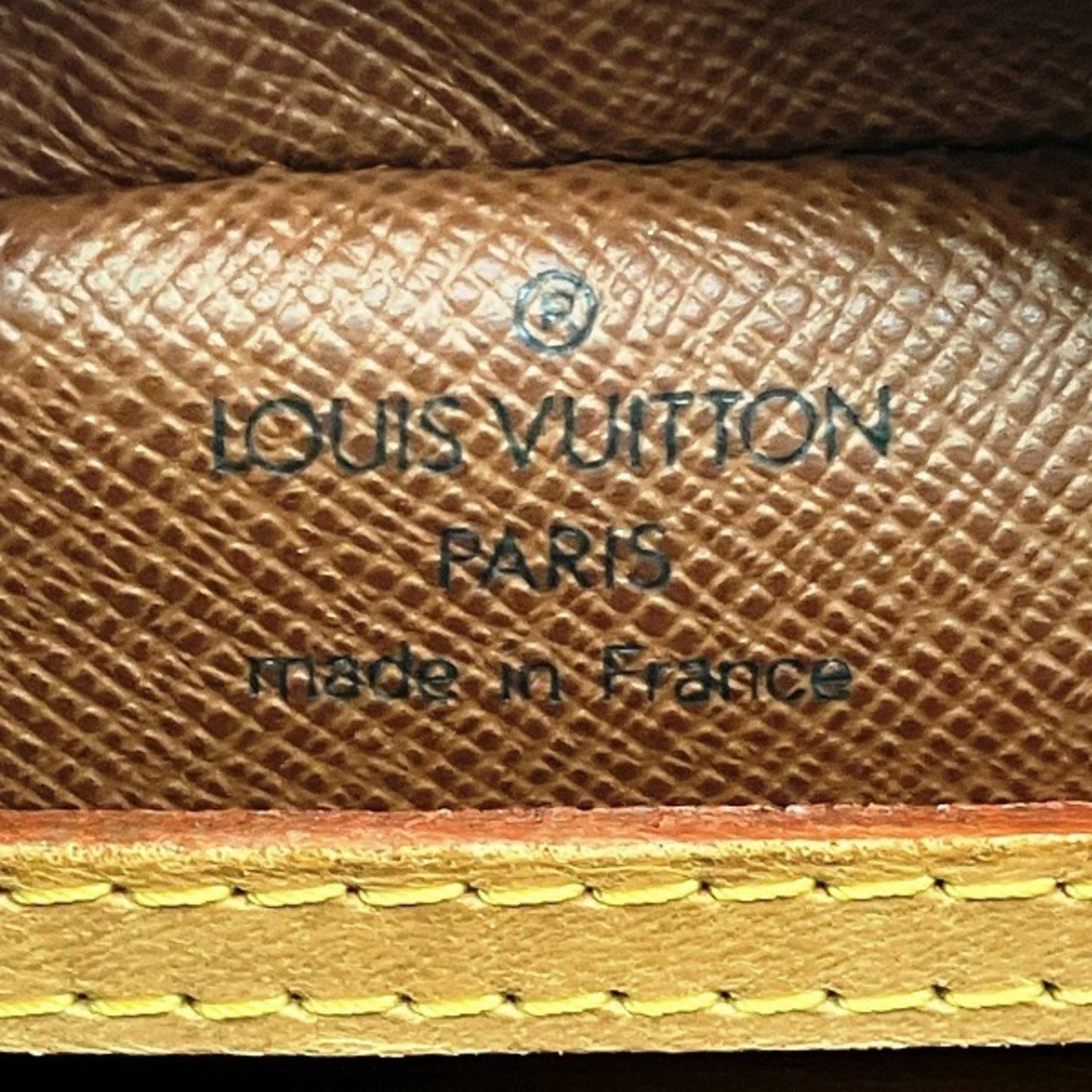Louis Vuitton Blois, Brown, Canvas, shoulder