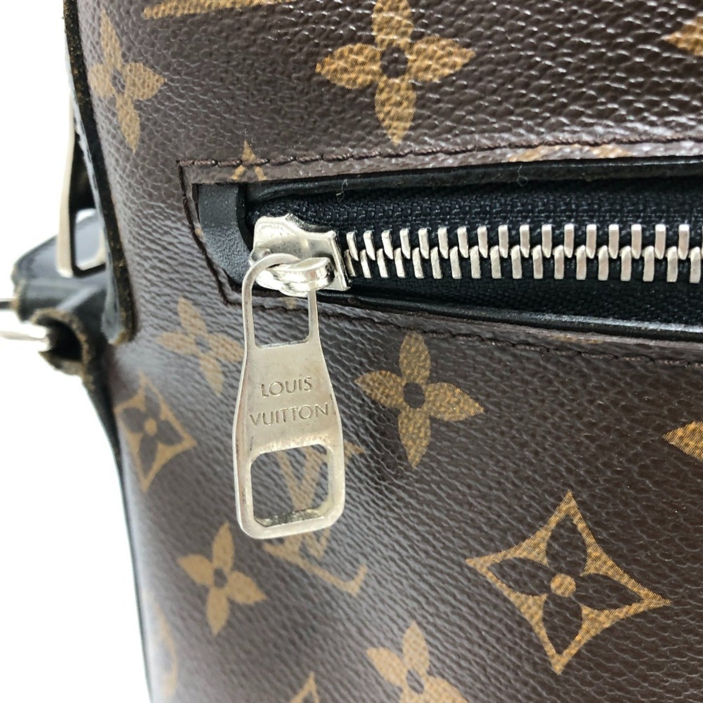 Louis Vuitton Torres, Brown, Canvas, shoulder