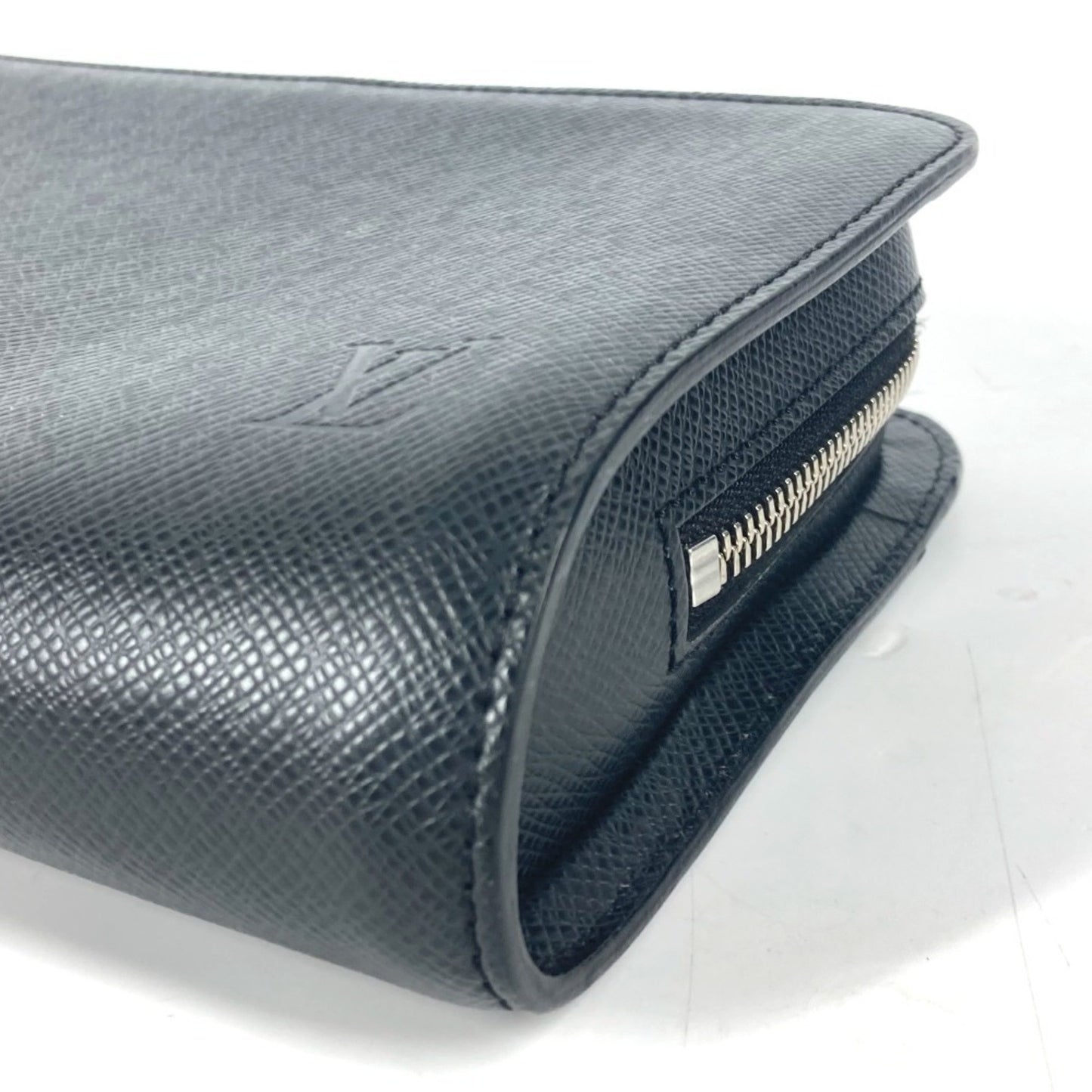 Louis Vuitton Baikal, Black, Leather, clutch