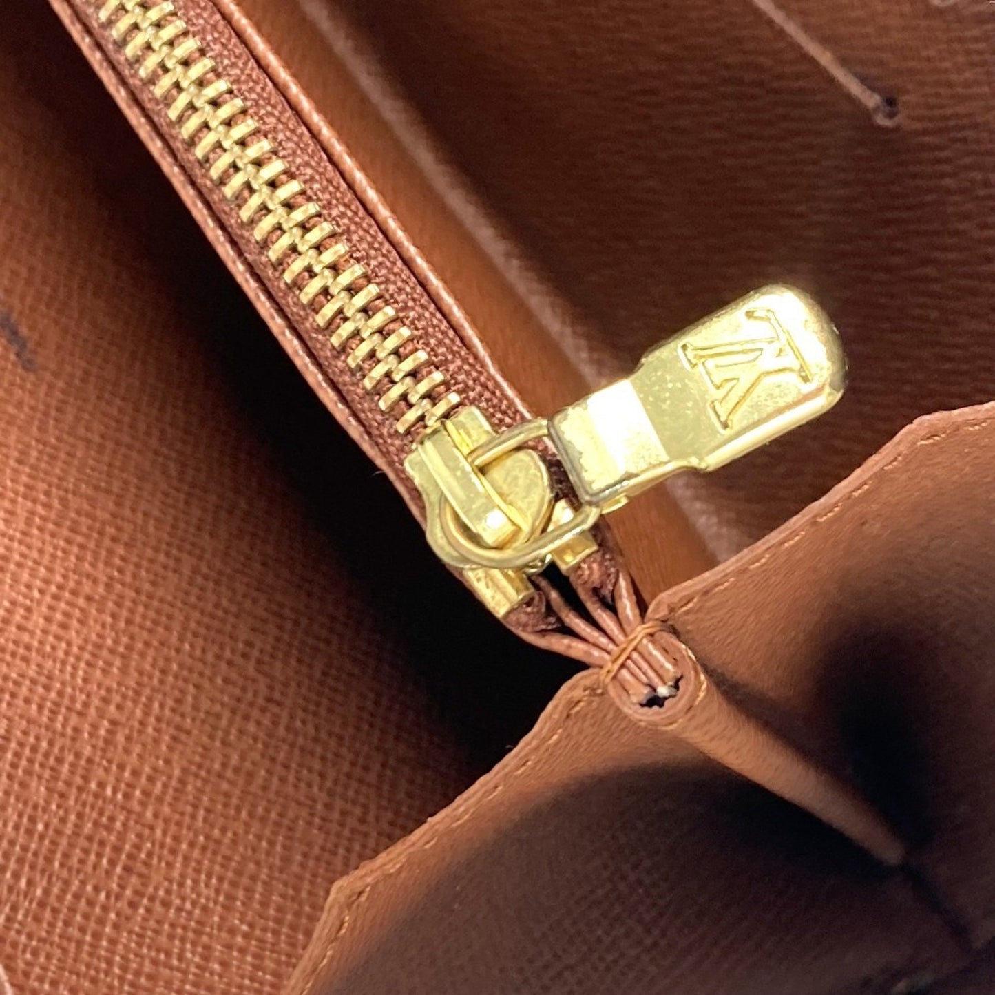 Louis Vuitton Zippy wallet, Brown, Canvas, wallet