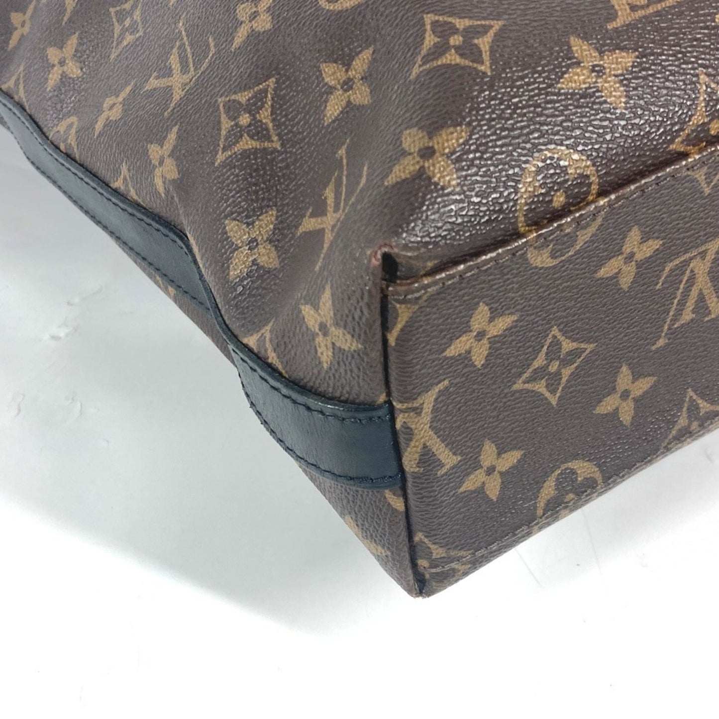 Louis Vuitton Kitan, Brown, Canvas, tote