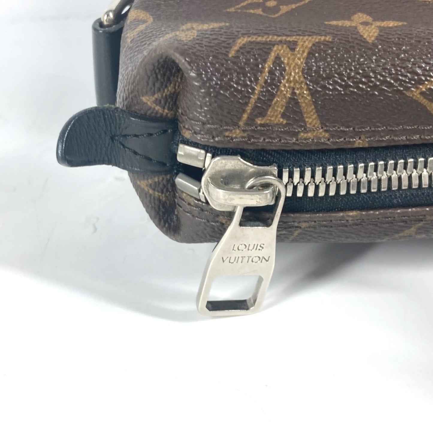 Louis Vuitton Kitan, Brown, Canvas, tote