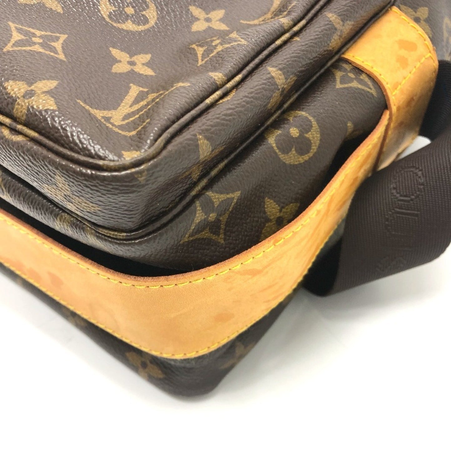 Louis Vuitton Naviglio, Brown, Canvas, shoulder